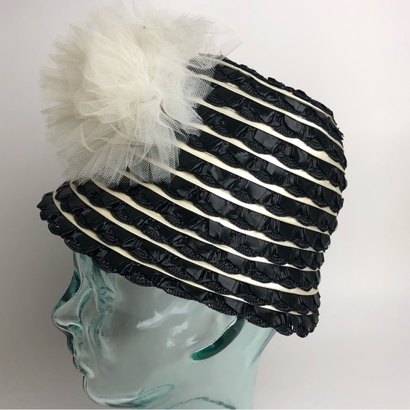 Luci Ame’s Handcrafted Hat Vintage Black with Off White Pompon - Picture 7 of 8